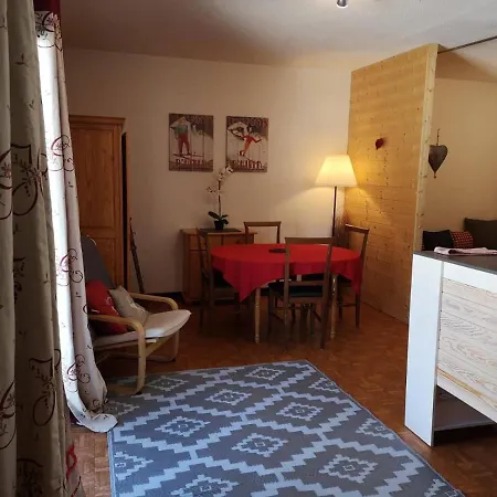 Cosy 4 A 6 Places - Coeur De Station - Vue Montagne *